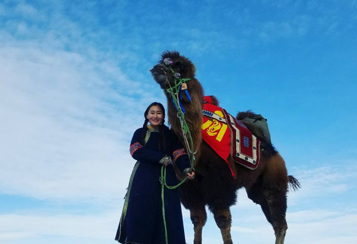 Монголоос Лондон хүртэл тэмээн жингээр аялаж буй Байгальмаагийн аялал амжилттай үргэлжилж байна 