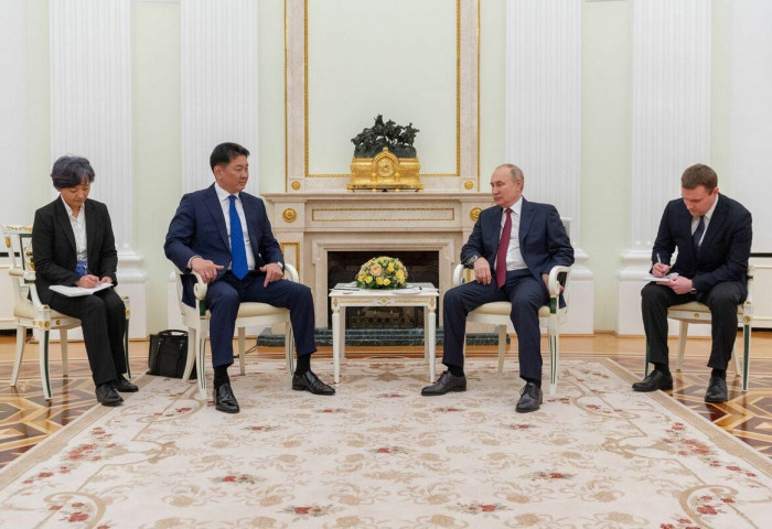 БИЧЛЭГ: Ерөнхийлөгч У.Хүрэлсүх, Ерөнхийлөгч В.В.Путин нарын уулзалт